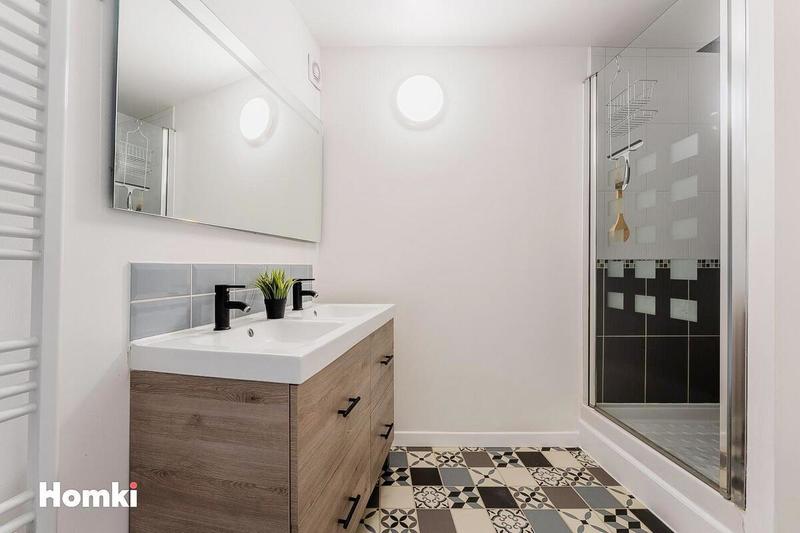 Maison - 160 m² - 7 pièces