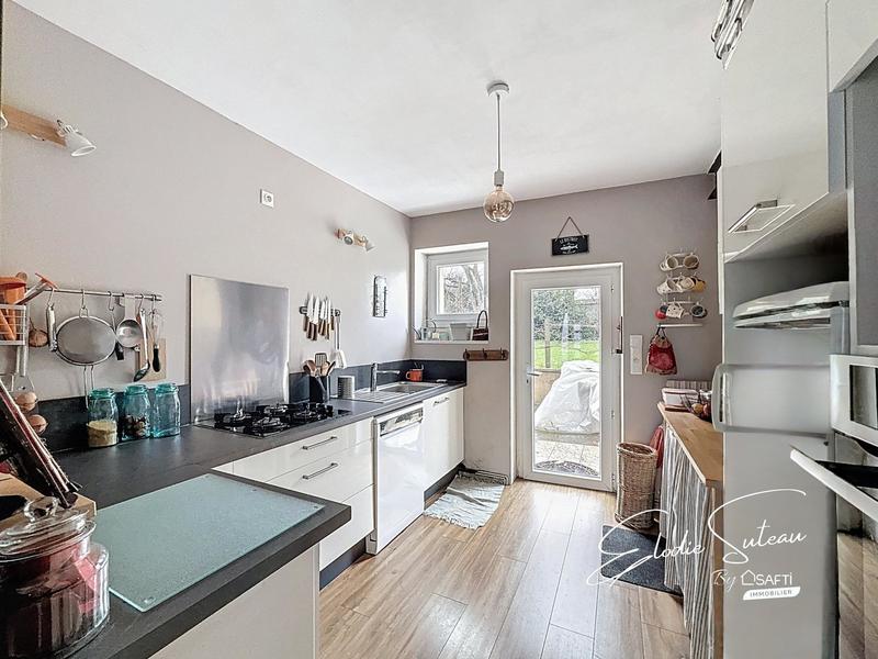 Maison - 110 m² - 7 pièces