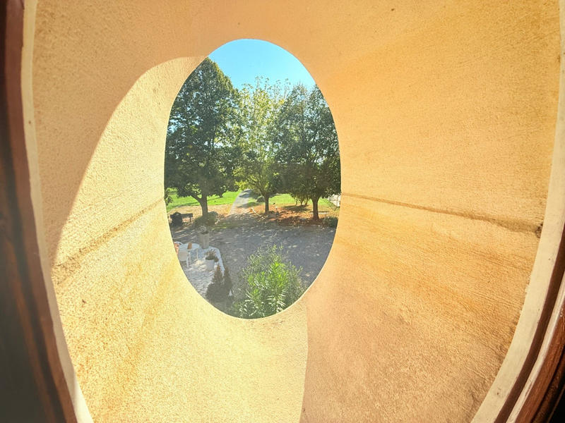 Maison - 348 m² - 13 pièces