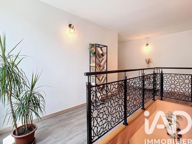 Maison - 226 m² - 6 pièces