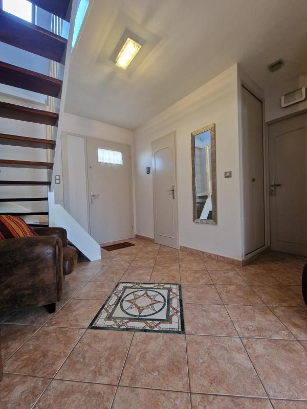 Maison - 136 m² - 6 pièces