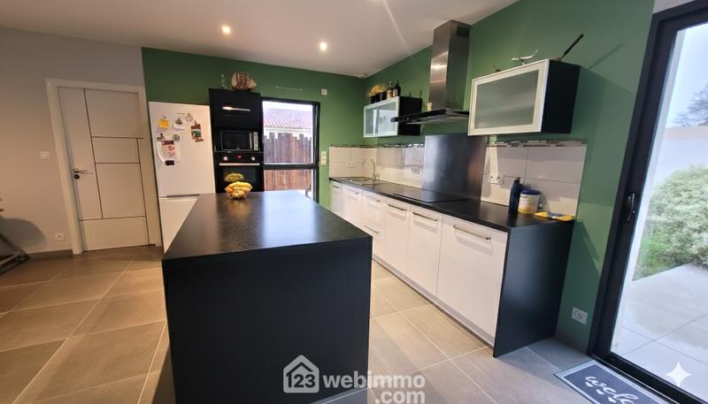 Maison - 122 m² - 4 pièces