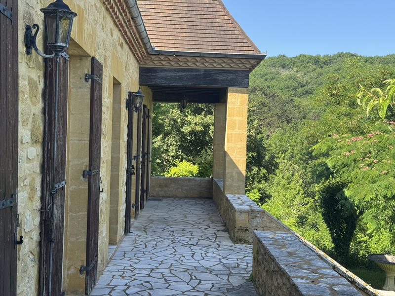 Maison - 175 m² - 8 pièces