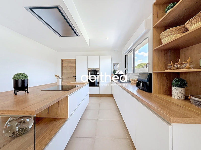 Maison - 144 m² - 6 pièces