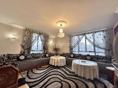 Maison - 185 m² - 9 pièces