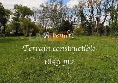 Terrain - 1 859 m²