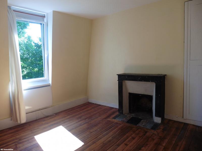 Maison - 240 m² - 9 pièces