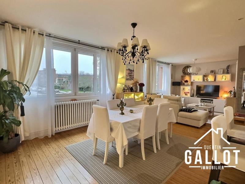 Appartement - 141 m² - 6 pièces