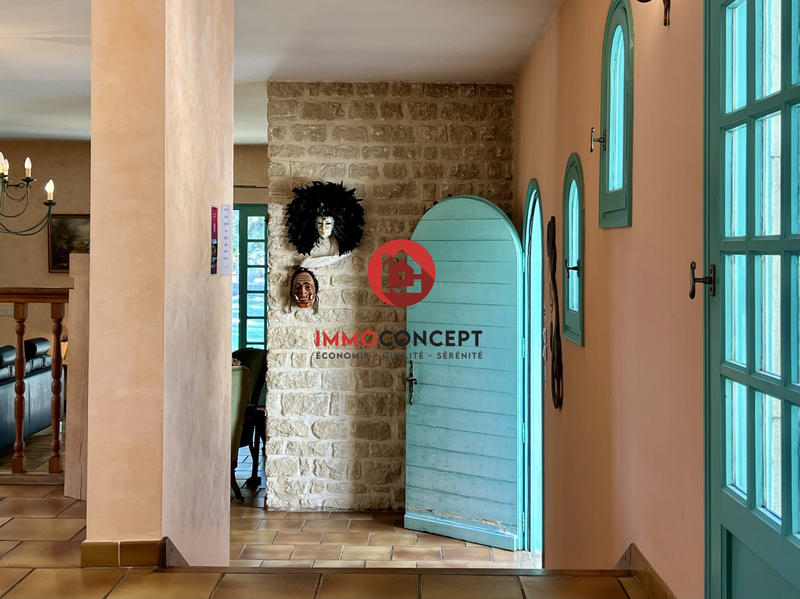 Villa - 265 m² - 8 pièces