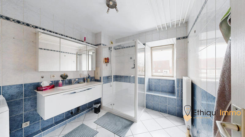 Appartement - 76 m² - 3 pièces