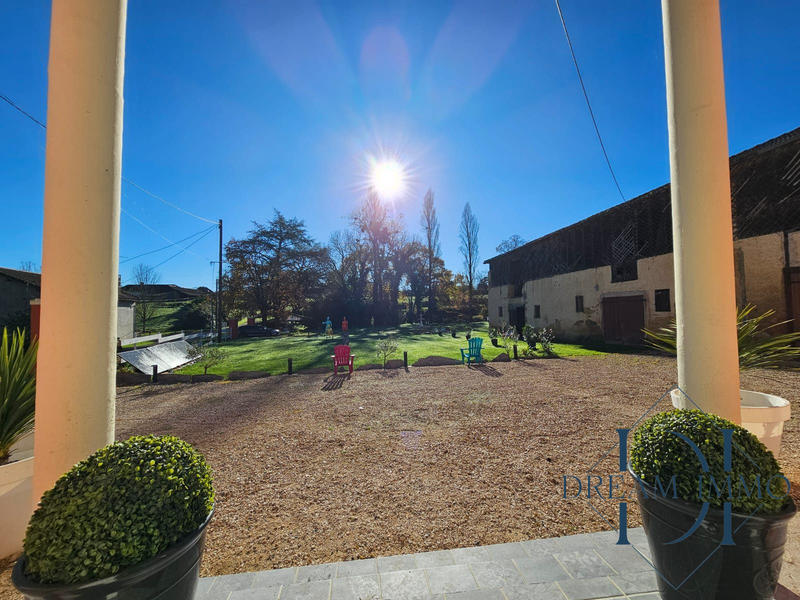 Maison - 190 m² - 6 pièces