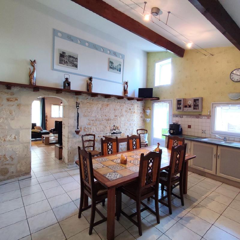 Maison - 176 m² - 6 pièces