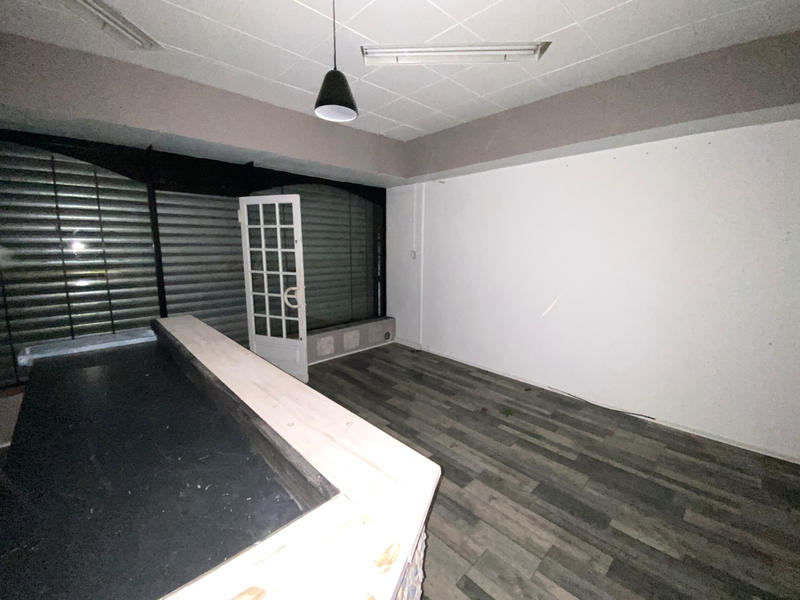 Local commercial - 66 m²