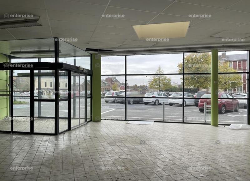 Local commercial - 1 500 m²