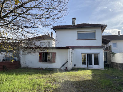 Maison - 122 m² - 6 pièces