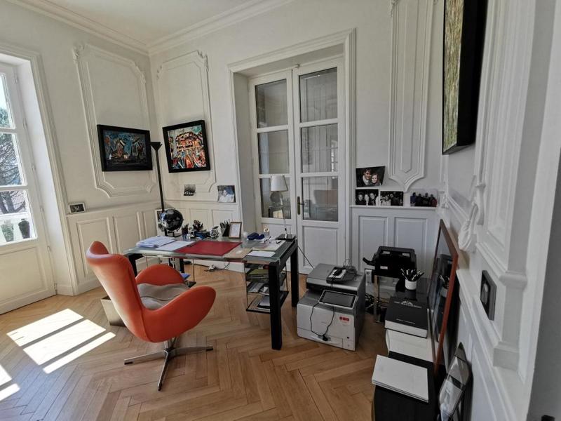 Maison de maîtres - 320 m² - 10 pièces