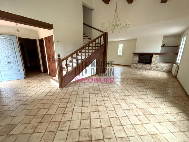 Maison - 140 m² - 5 pièces