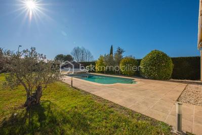 Maison - 127 m² - 5 pièces