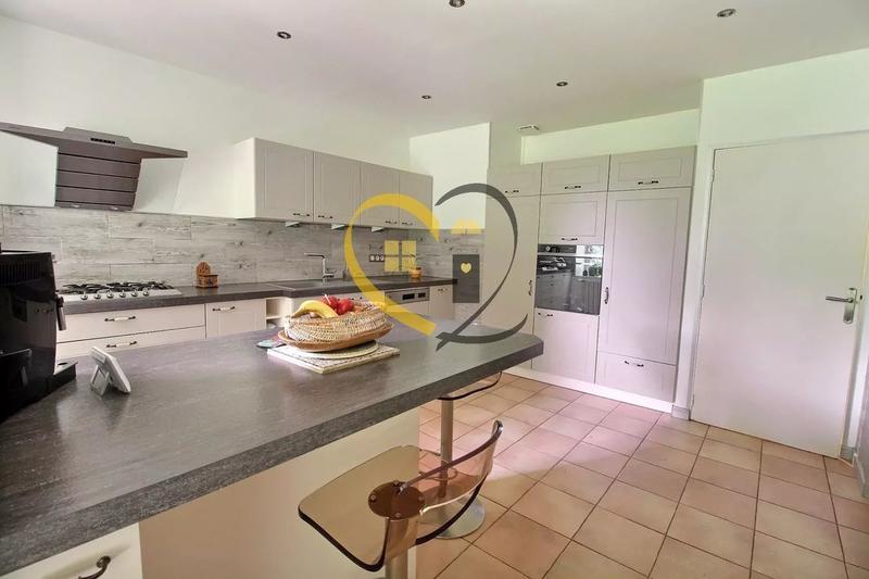 Longère - 243 m² - 7 pièces