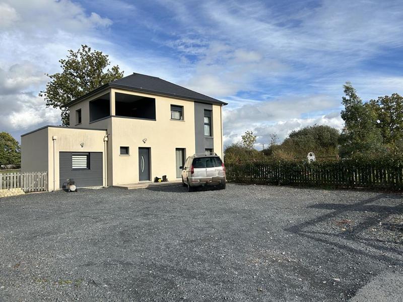 Maison - 108 m² - 6 pièces