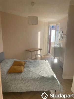 Chambre - 10 m² - 1 pièce