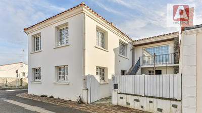 Maison - 97 m² - 6 pièces