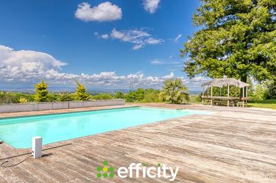 Villa - 244 m² - 6 pièces