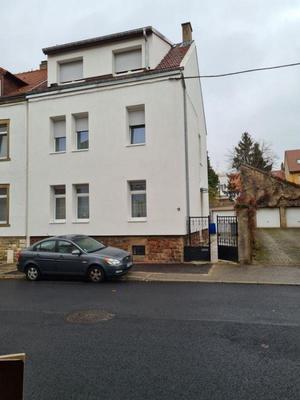 Maison - 145 m² - 9 pièces