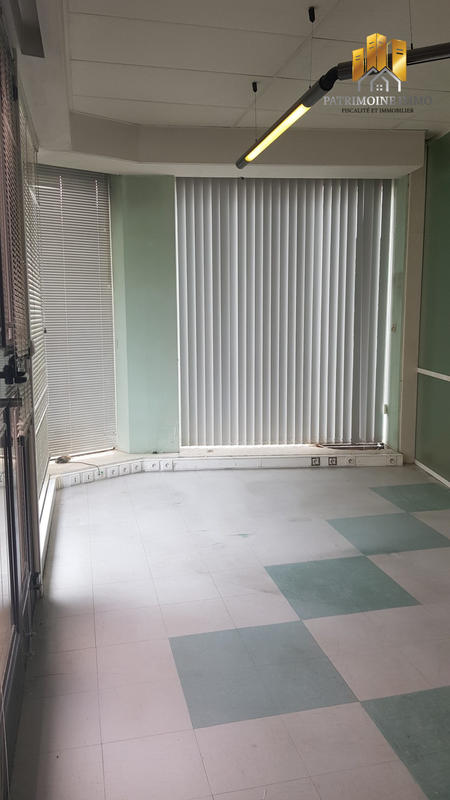 Local commercial - 100 m²