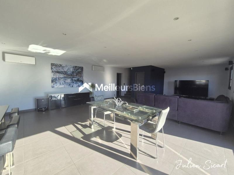 Villa - 155 m² - 5 pièces
