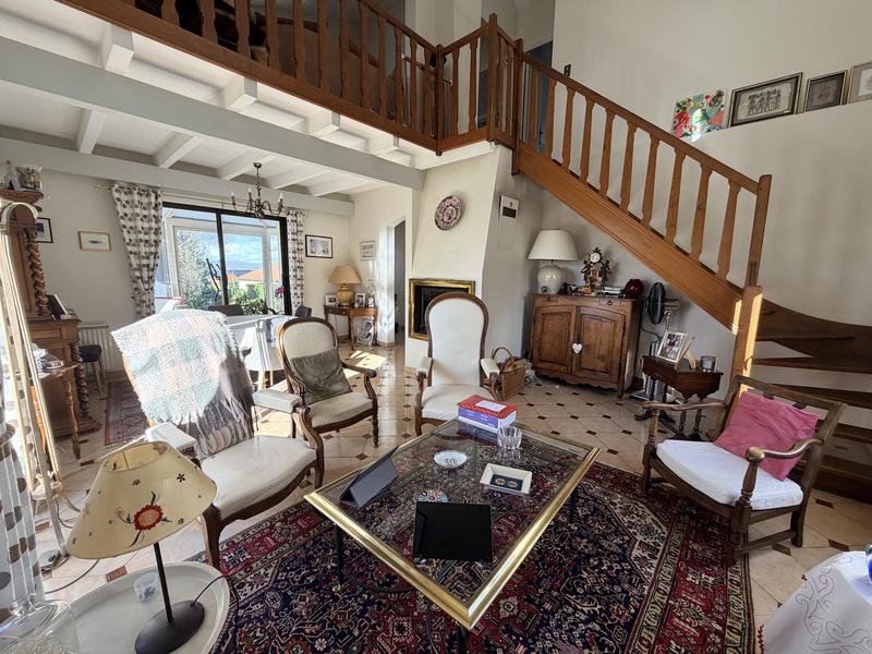 Maison - 100 m² - 5 pièces