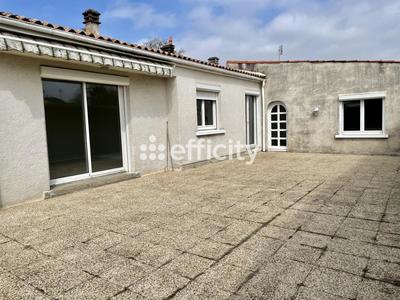 Maison - 106 m² - 6 pièces