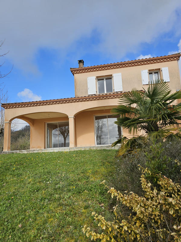 Maison - 145 m² - 4 pièces