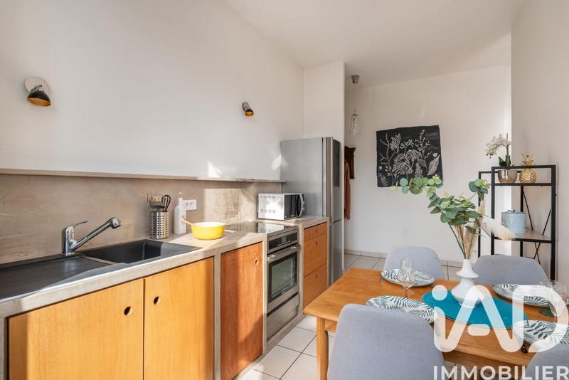 Appartement - 60 m² - 2 pièces