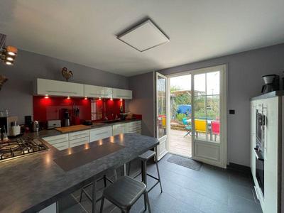 Maison - 154 m² - 7 pièces