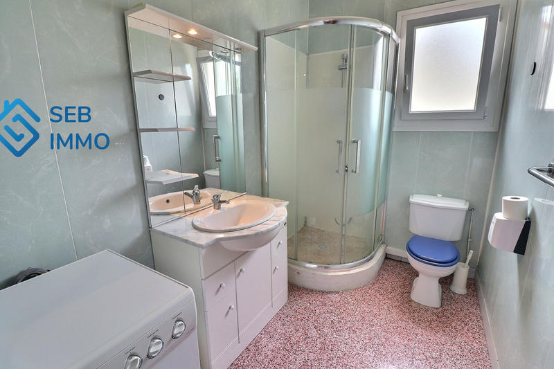 Maison - 166 m² - 7 pièces