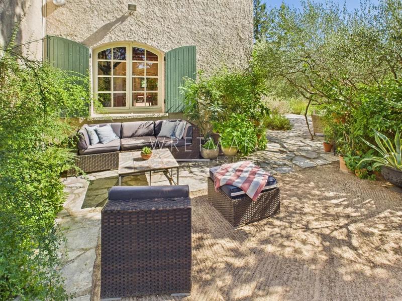 Villa - 177 m² - 7 pièces