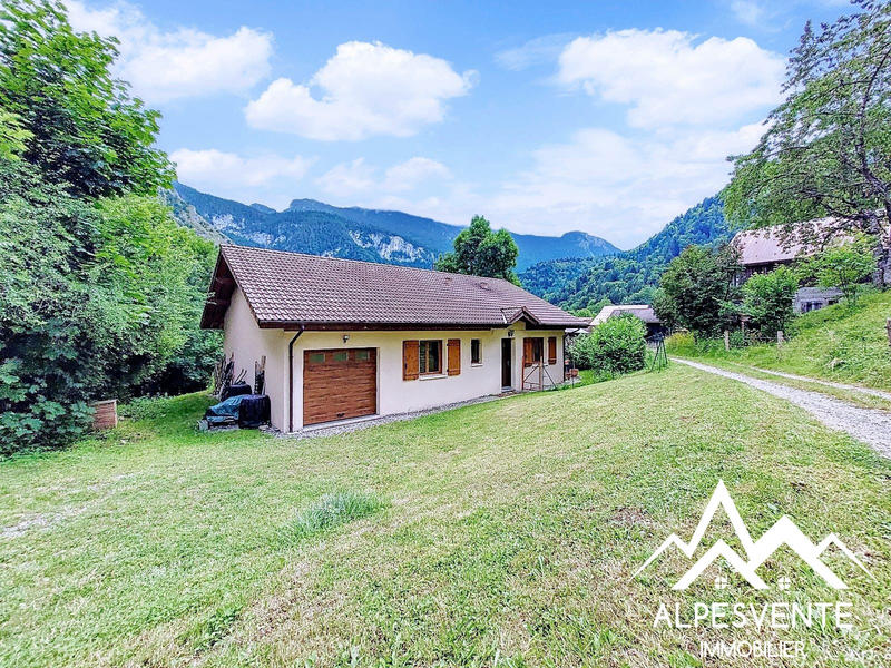 Maison - 87 m² - 4 pièces