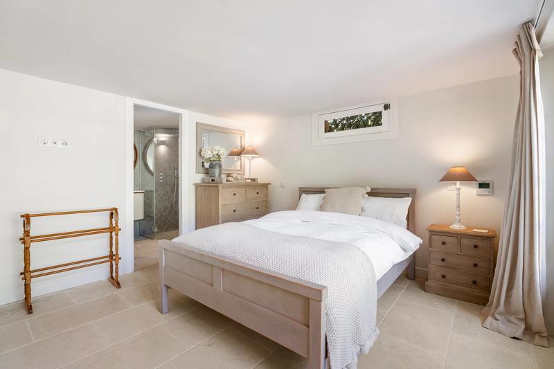 Maison - 157 m² - 6 pièces