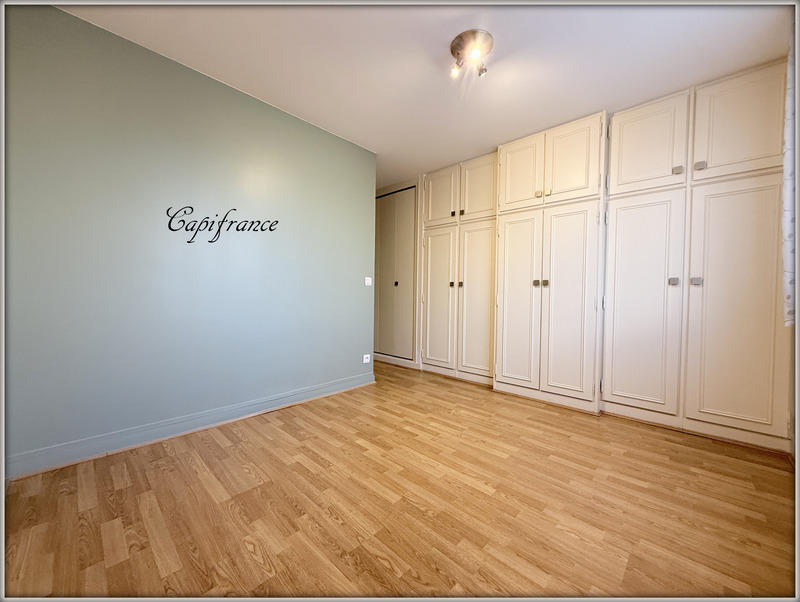 Appartement - 91 m² - 4 pièces