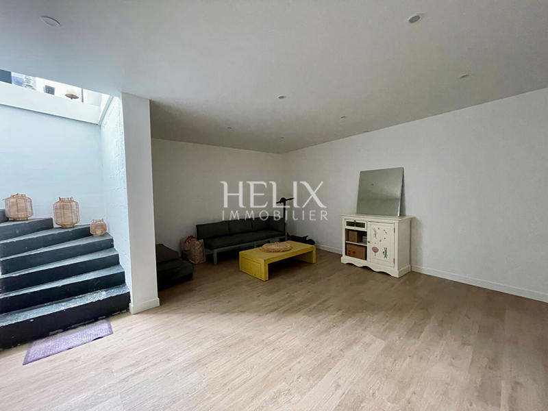 Maison - 188 m² - 5 pièces