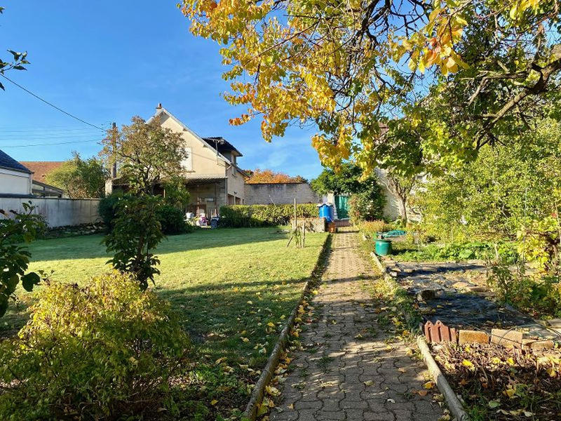 Maison bourgeoise - 250 m² - 9 pièces
