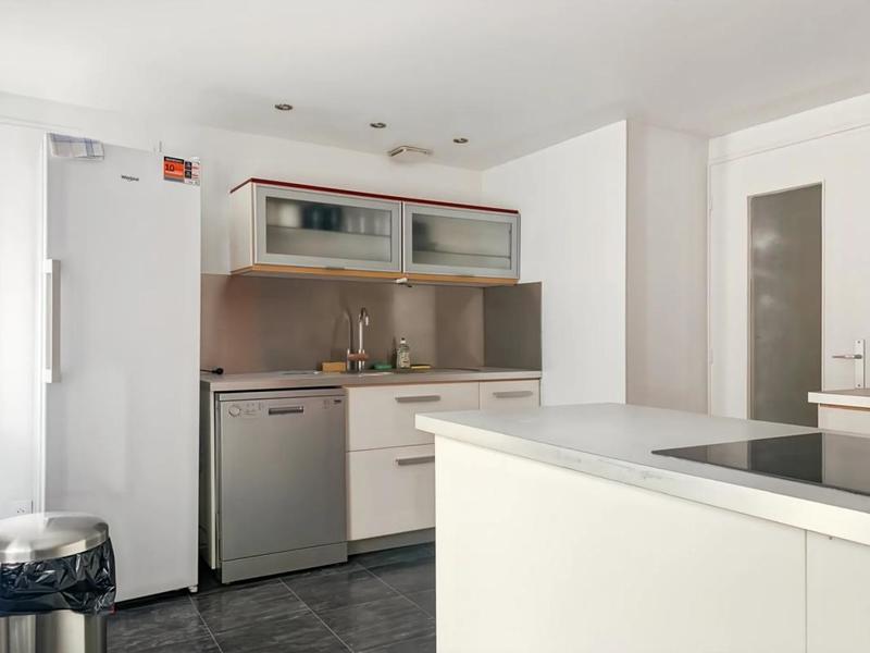 Duplex - 121 m² - 8 pièces