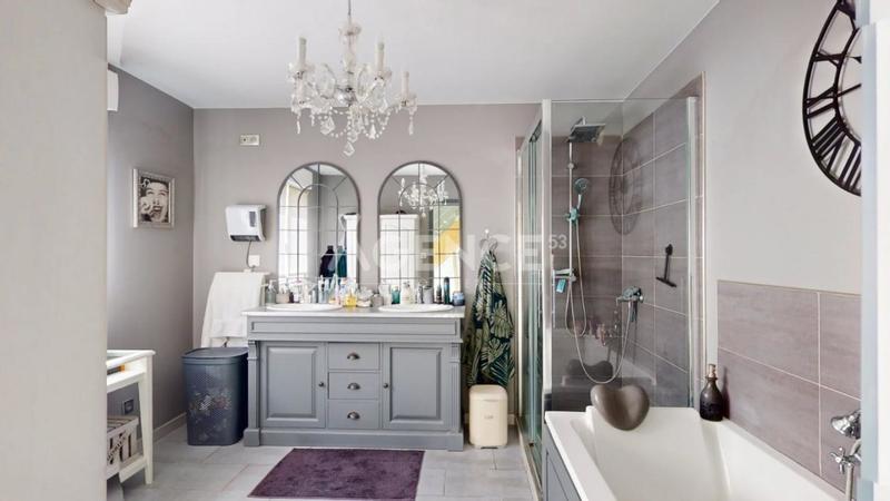 Maison - 149 m² - 4 pièces