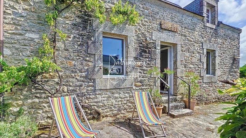 Maison - 95 m² - 5 pièces