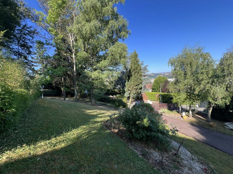 Maison - 137 m² - 7 pièces