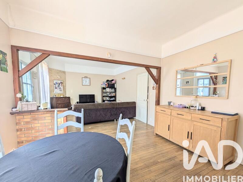 Maison - 95 m² - 5 pièces