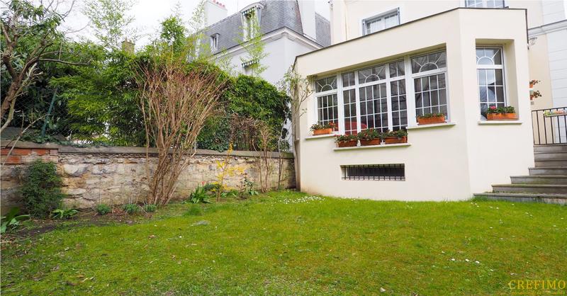 Maison - 156 m² - 8 pièces