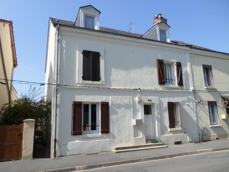 Maison - 148 m² - 1 pièce