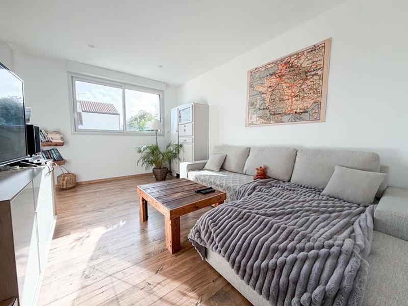 Maison - 104 m² - 5 pièces